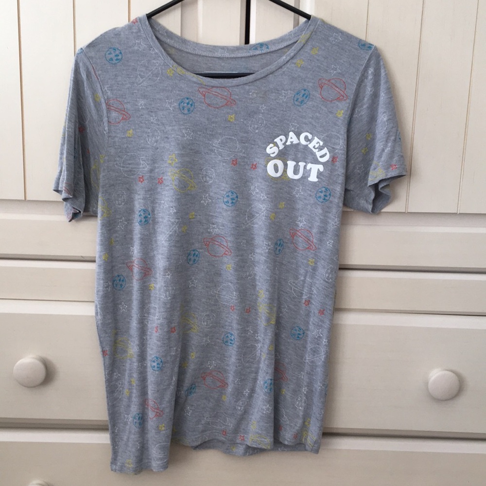 Graphic tee// spaced out